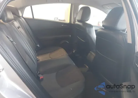 2010 Mazda Mazda6 I Touring из США, поврежденный, VIN 1YVHZ8CH6A5M31157